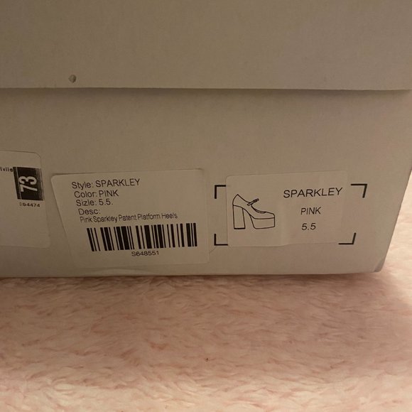 NWT Pink Mary Jane Platform Heels - Picture 4 of 4